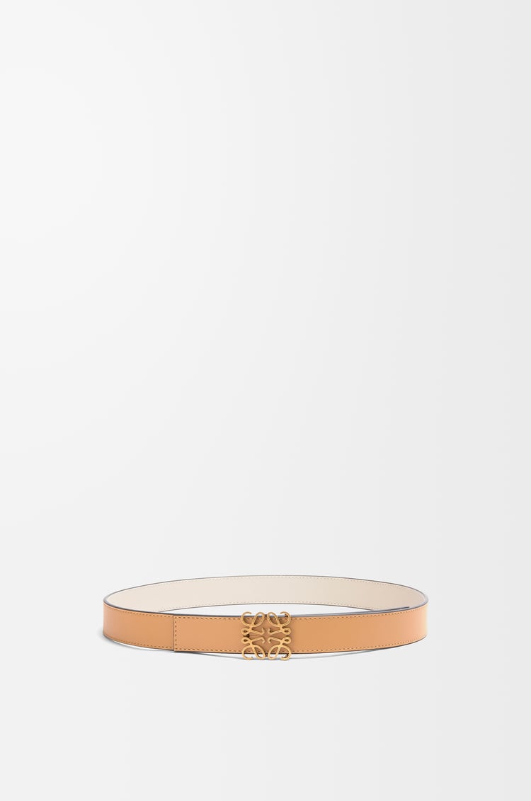 LOEWE Cinturón reversible Anagram en piel de ternera Desierto Cálido/Avena/Bronce