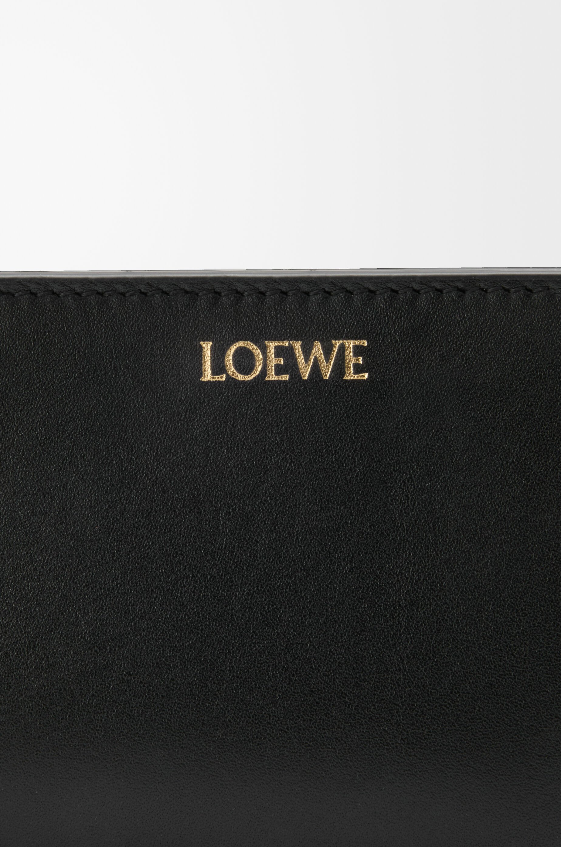 ノット コンパクト ウォレット（シャイニーナパカーフ） マルチカラー