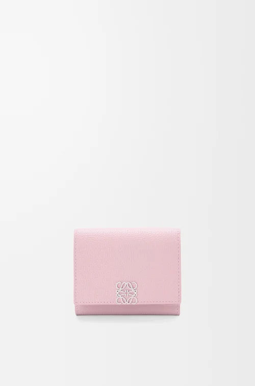 LOEWE Anagram trifold wallet in pebble grained calfskin Blossom