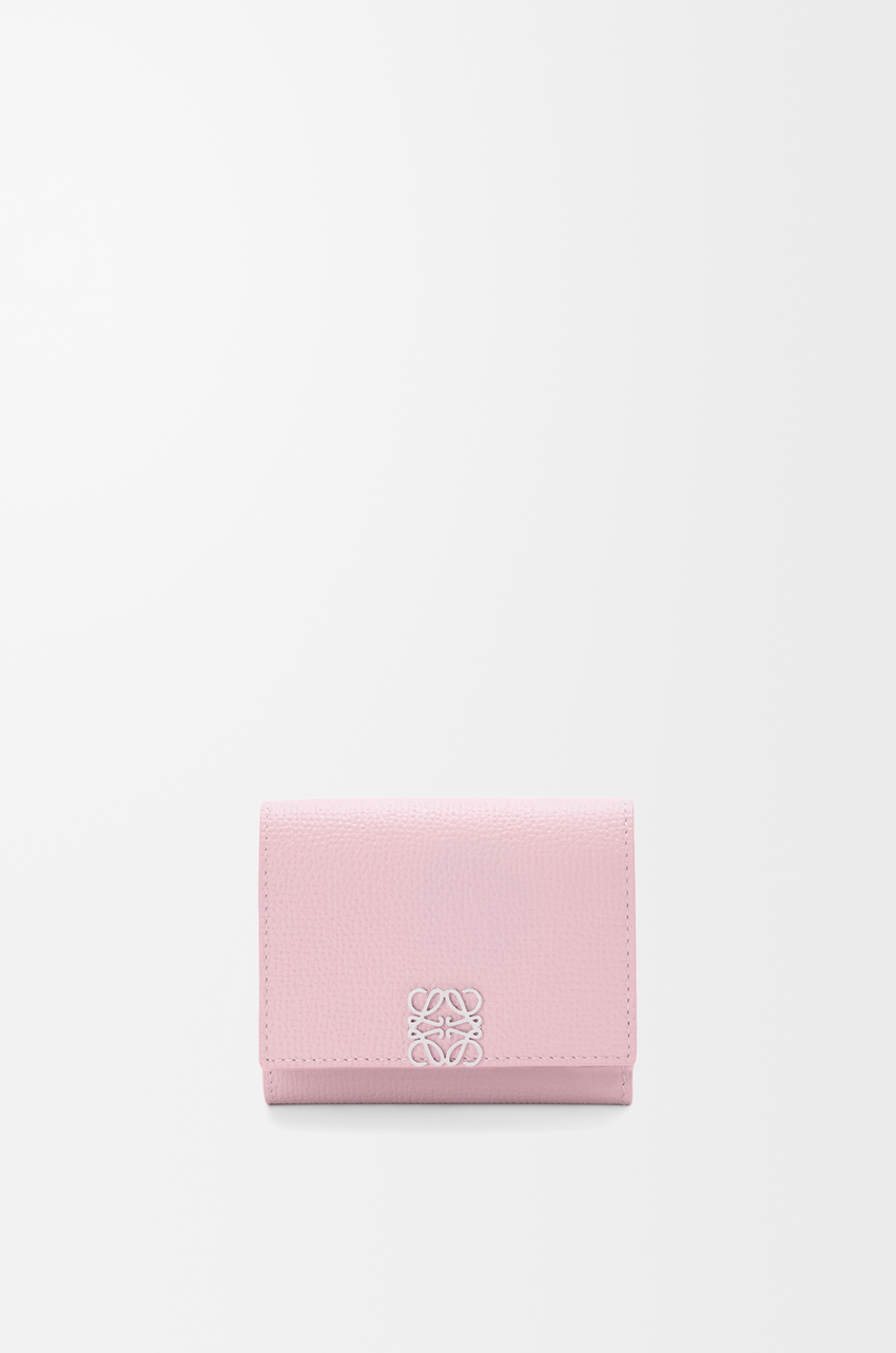 Anagram trifold wallet in pebble grained calfskin