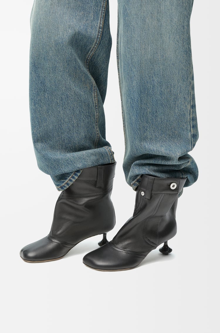 LOEWE トイ アンクル ブーティ（ラム） ブラック