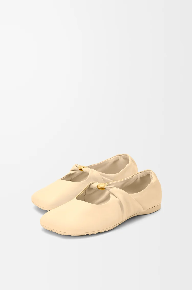 LOEWE ペブル ソフト バレリーナ（ナパラム） ドウ