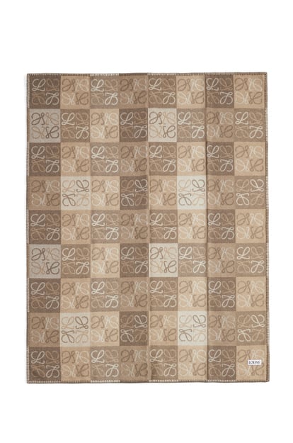 LOEWE Checkerboard blanket in wool and cashmere White/Beige plp_rd
