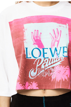 LOEWE Camiseta cropped en algodón con palmeras Blanco/Multicolor plp_rd