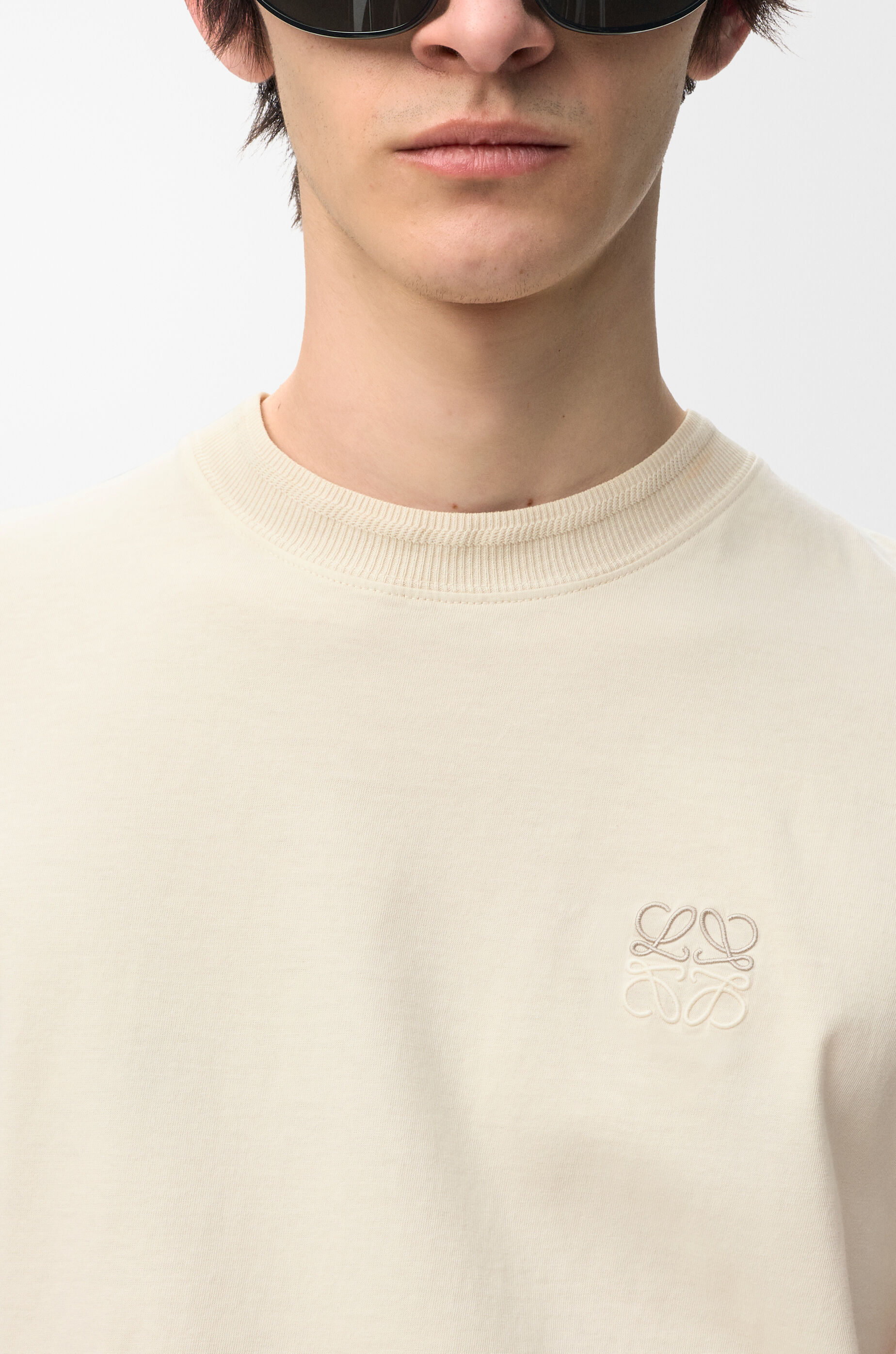 レギュラーフィット Tシャツ（コットン） ベージュ - ロエベ 日本 公式