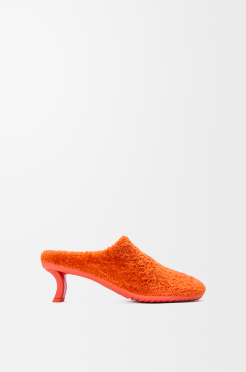 LOEWE Dive mule in shearling Deep Saffron