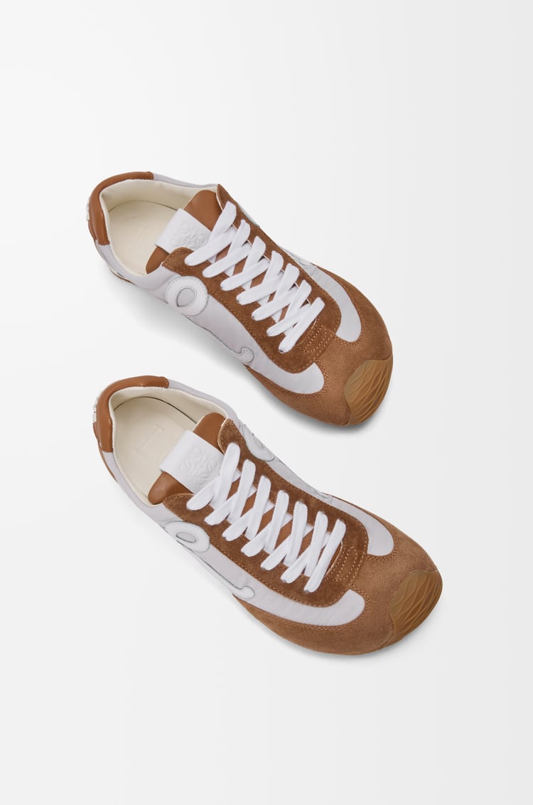LOEWE Ballet Runner 2.0 en nailon y piel de becerro Gris/Blanco/Bronceado