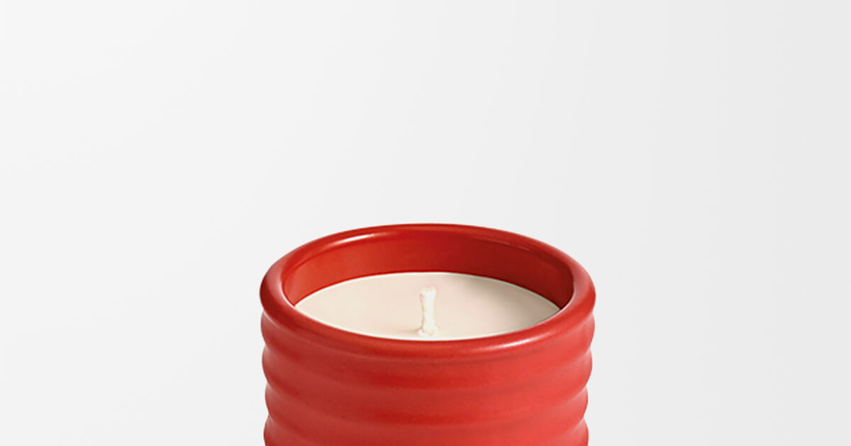 Small Tomato Leaves candle Red - LOEWE