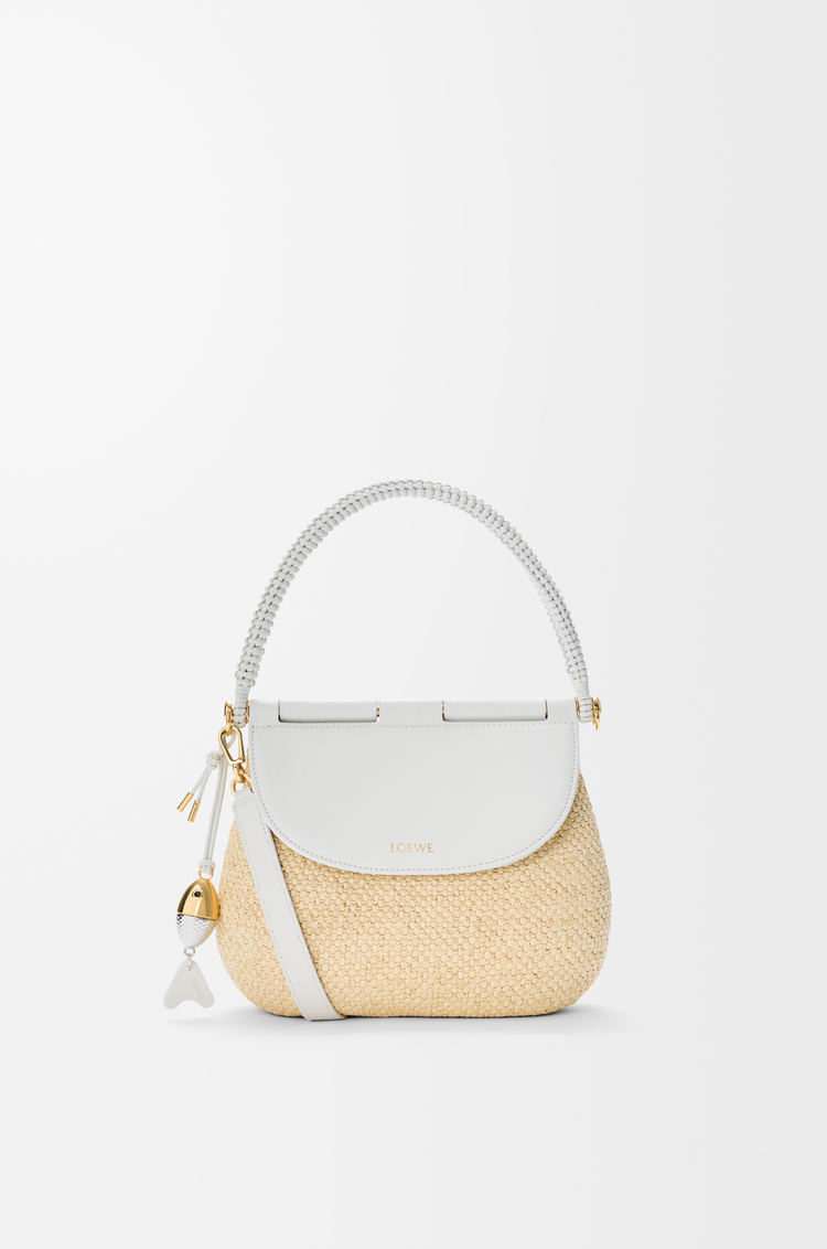 LOEWE Medium Pescador bag in raffia and calfskin Natural/White