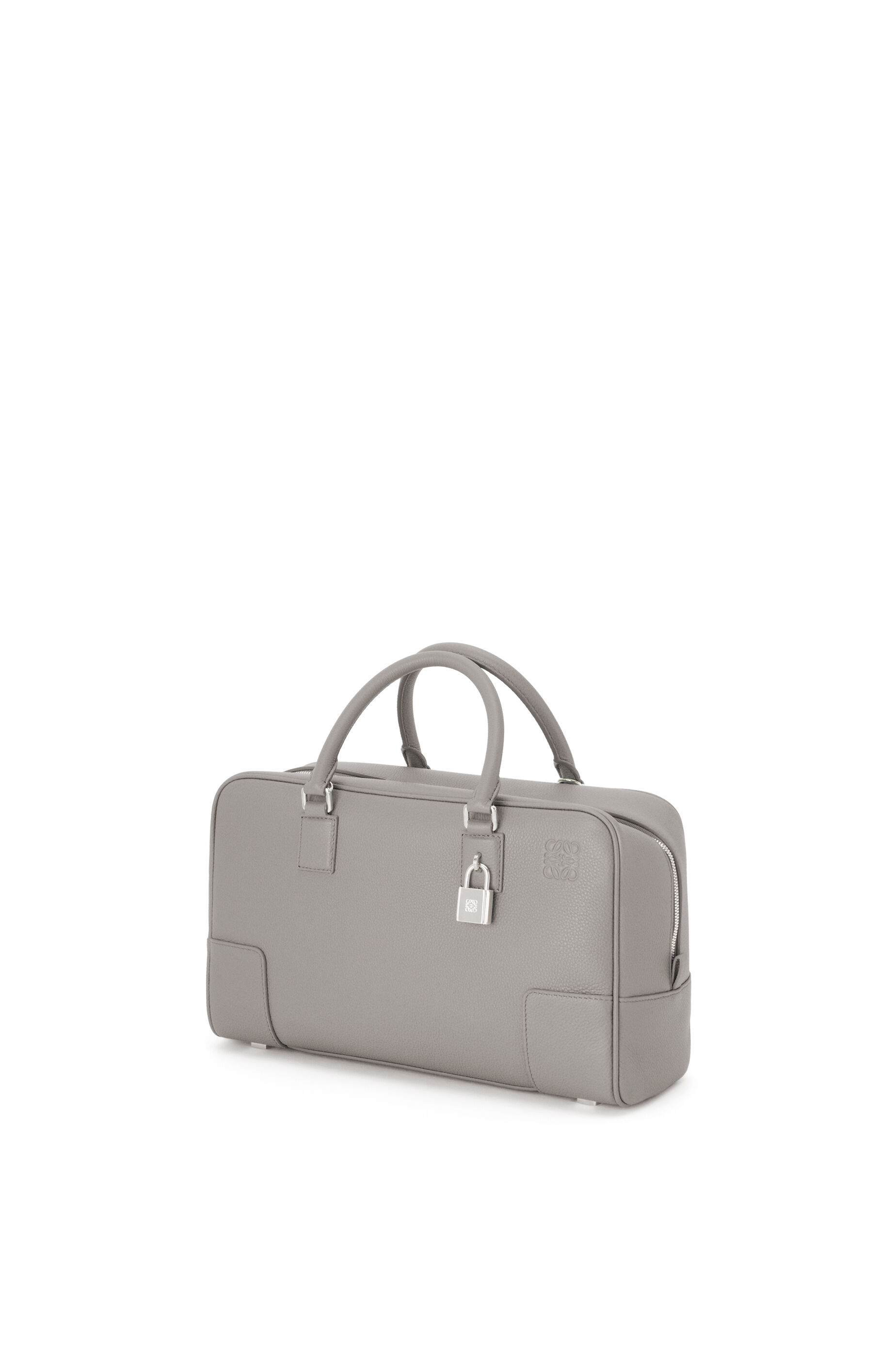 Sac Amazona 28 en cuir de veau graine souple Gris Perle LOEWE