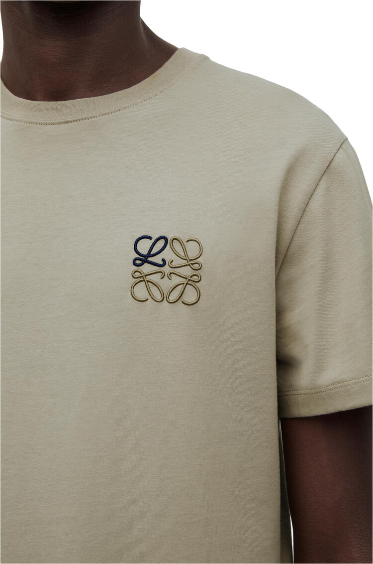 LOEWE Camiseta en algodón con anagrama Salvia