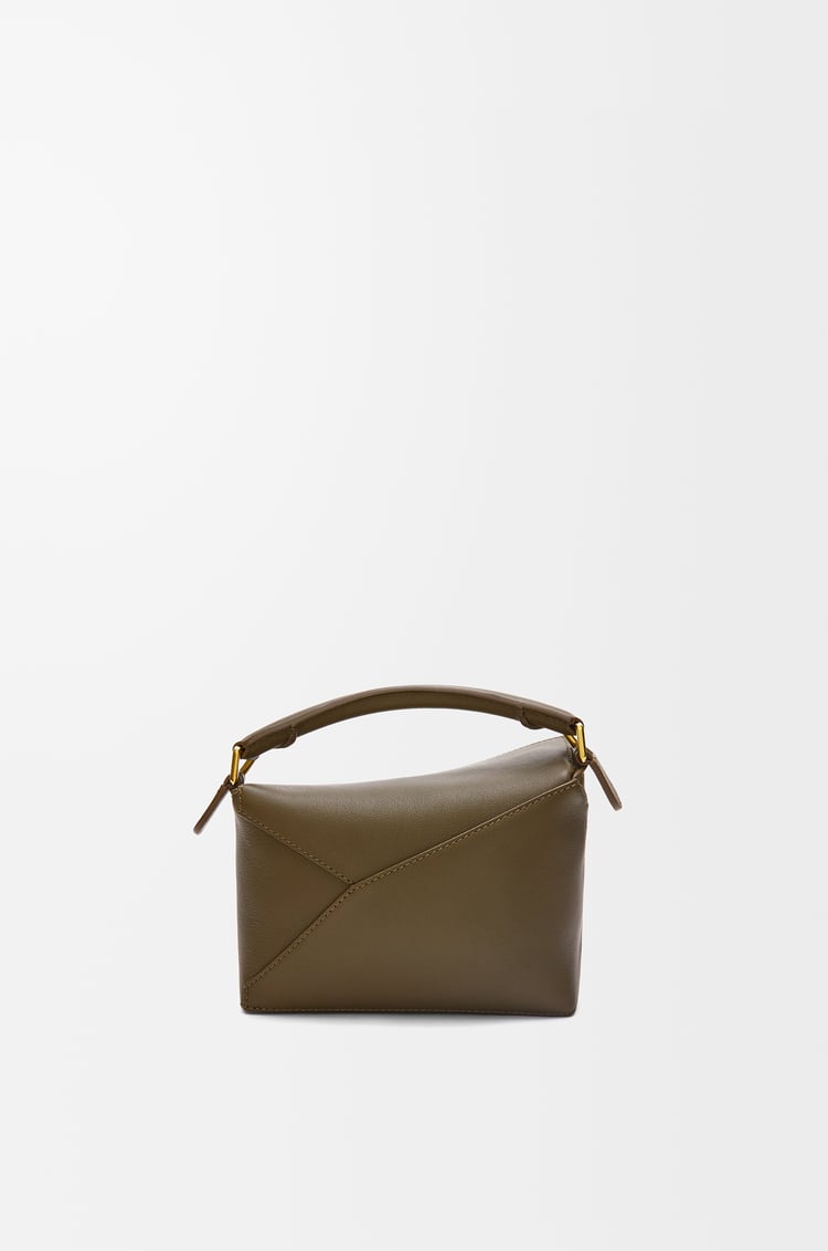 LOEWE Bolso Puzzle mini en piel de ternera Verde Caqui Oscuro