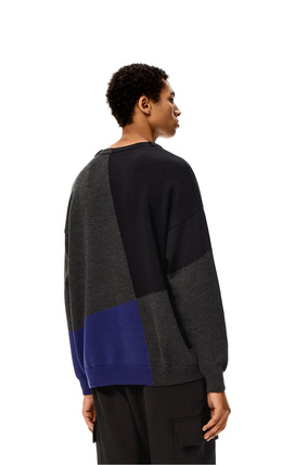 LOEWE Asymmetric colourblock sweater in wool Black/Grey plp_rd