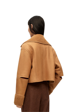 LOEWE Deconstructed jacket in shearling Desert/Burgundy