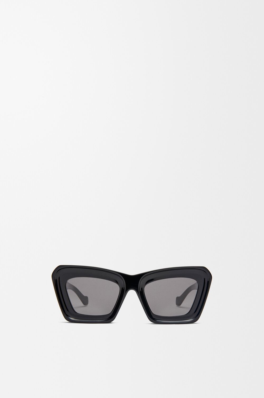 Beveled Cateye sunglasses Black - LOEWE USA Official Website display picture 1
