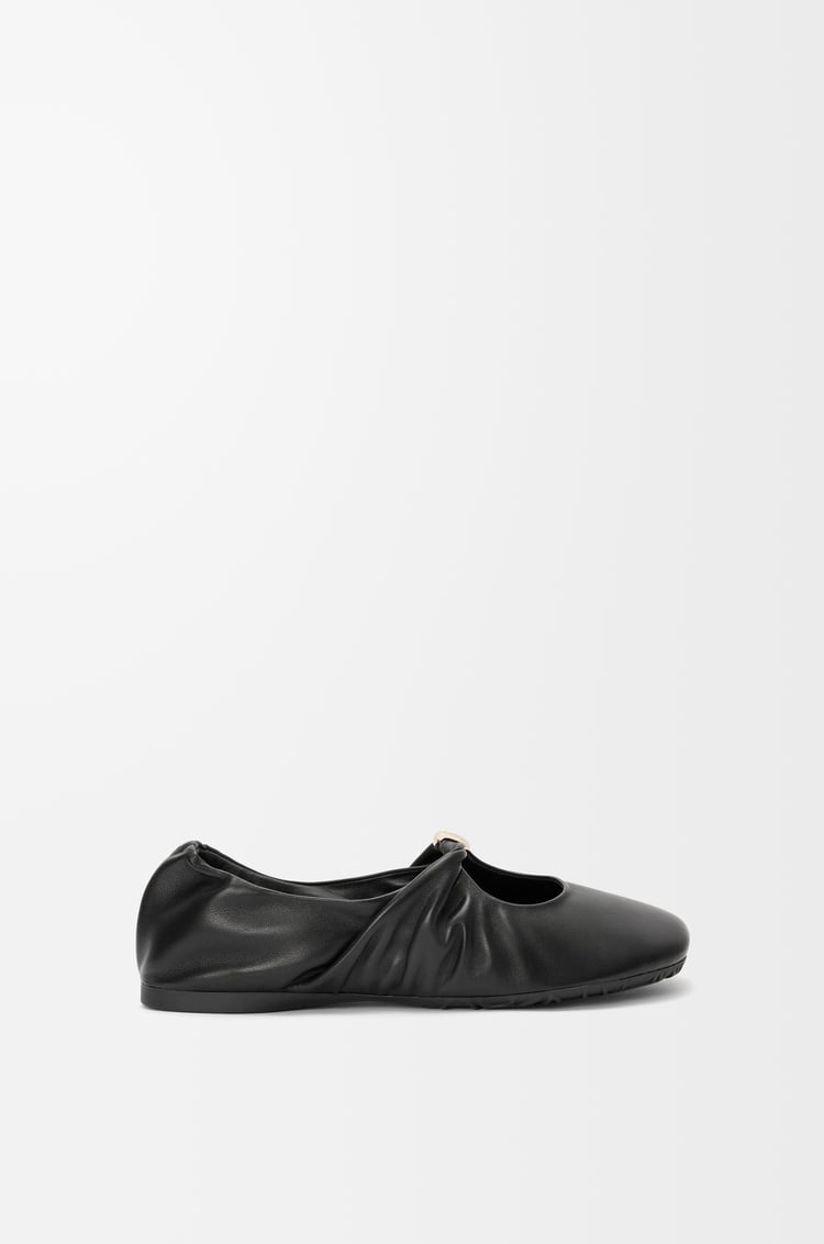 LOEWE Pebble Soft ballerina in nappa lambskin 黑色