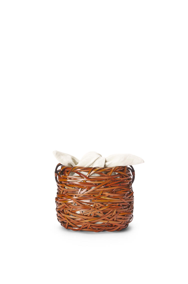 LOEWE Nest bucket bag in calfskin and bamboo Tan