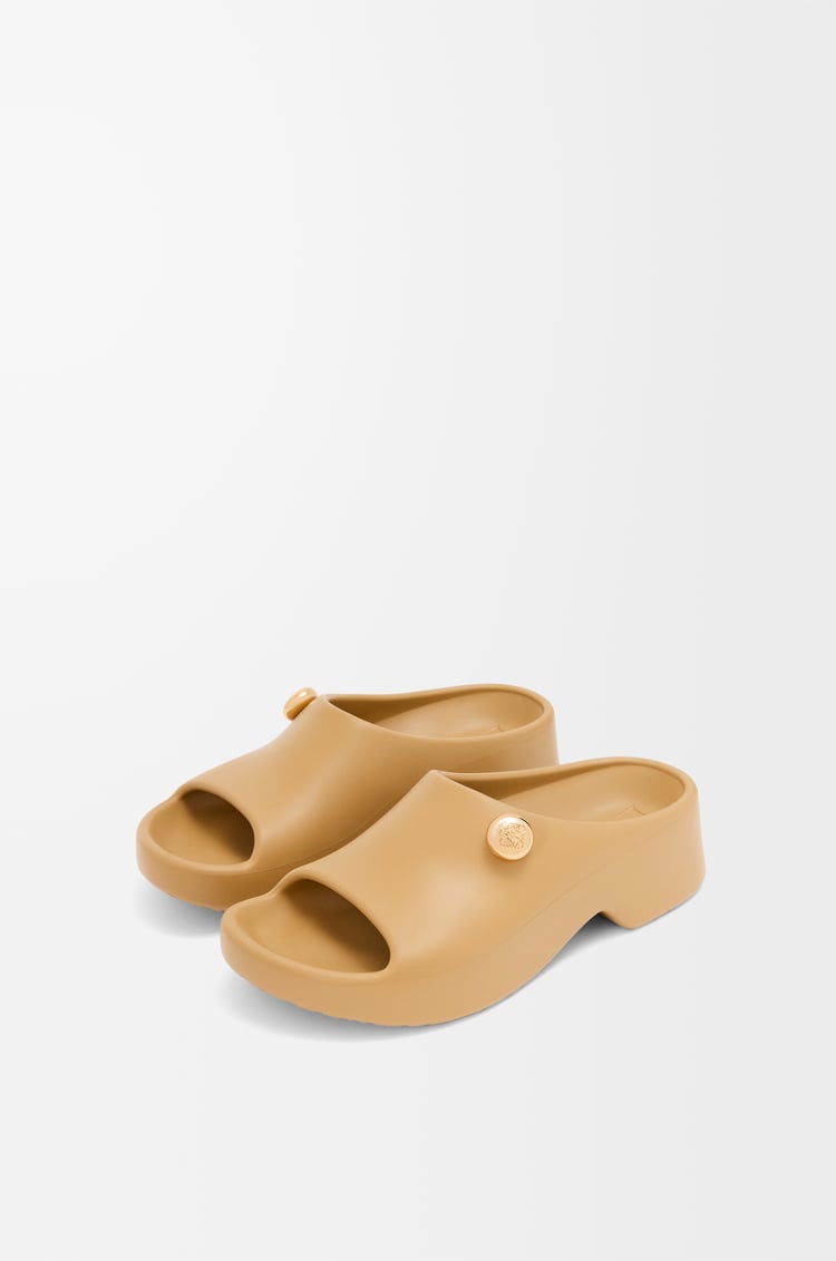LOEWE Foam Pebble slide Medium Concealer/Gold