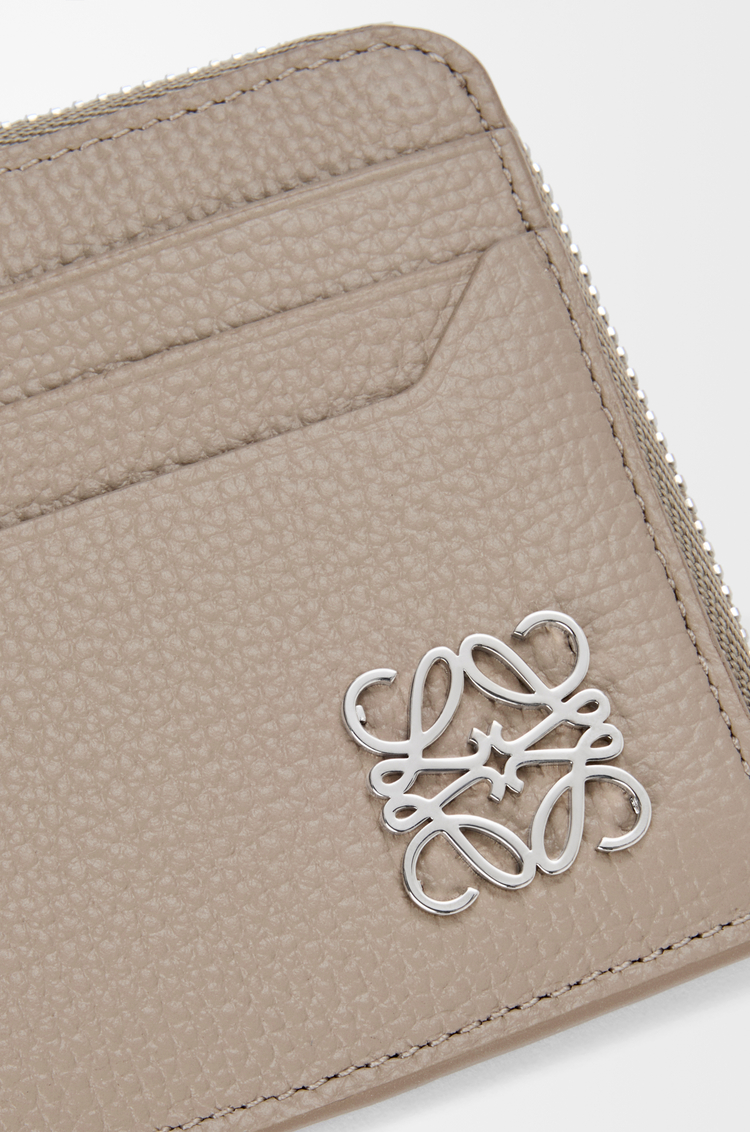 LOEWE Anagram square coin cardholder in pebble grained calfskin Clay