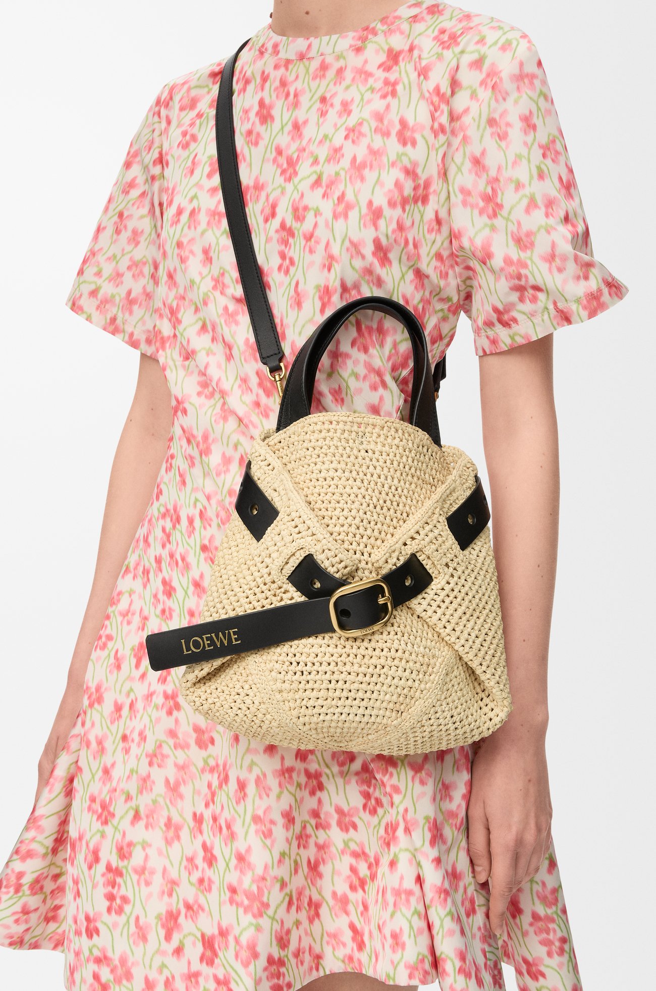 LOEWE Bolso Punch Hole shopper mini en rafia Natural