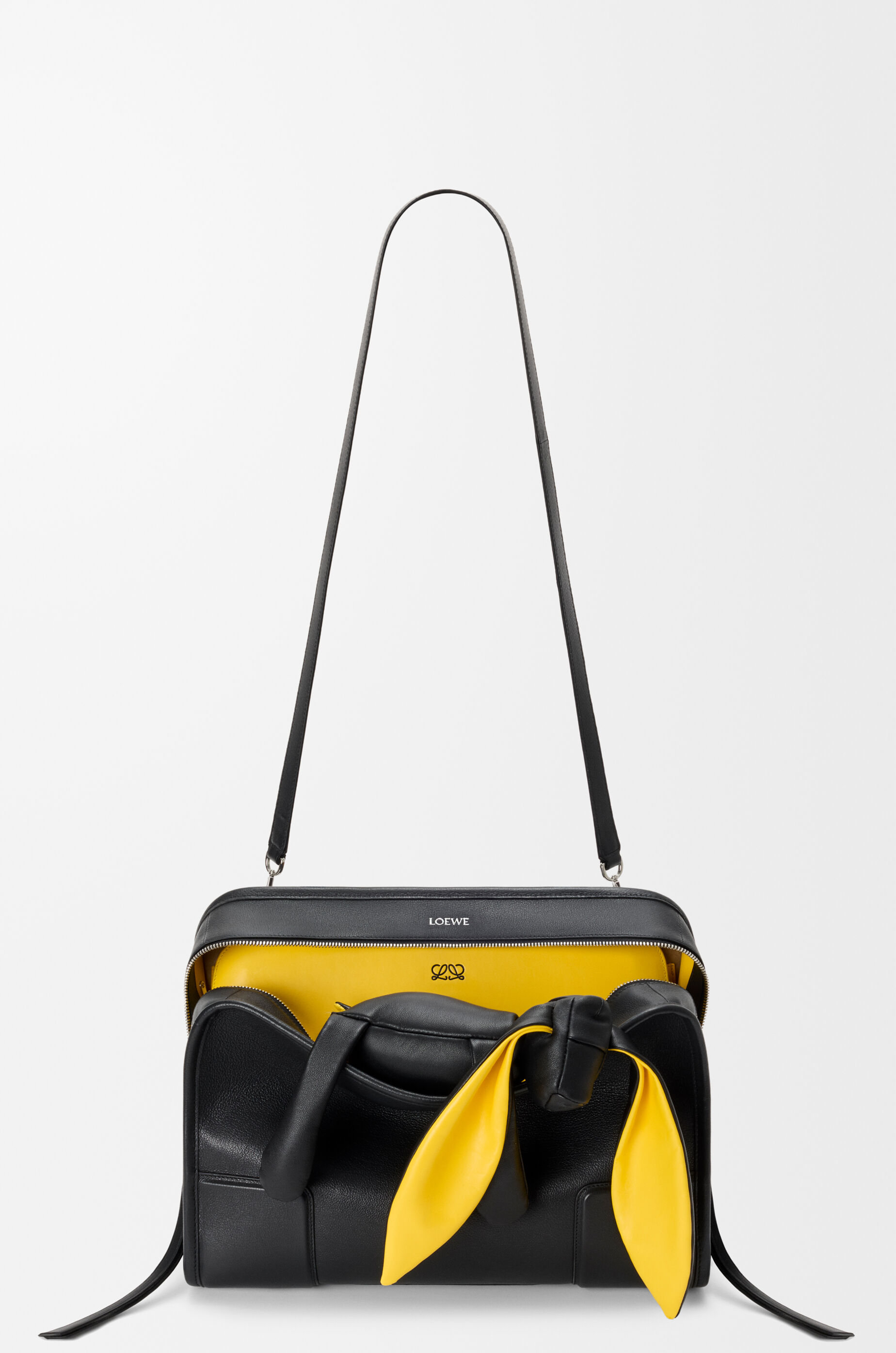 LOEWE パンチングレザー トートバッグ イエロー×ブラック Large Amazona 180 Lazy Dog bag in buffalino leather Black - LOEWE