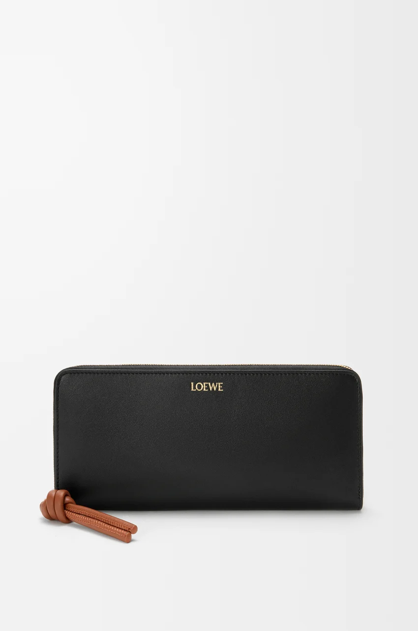 Knot zip around wallet in shiny nappa calfskin
