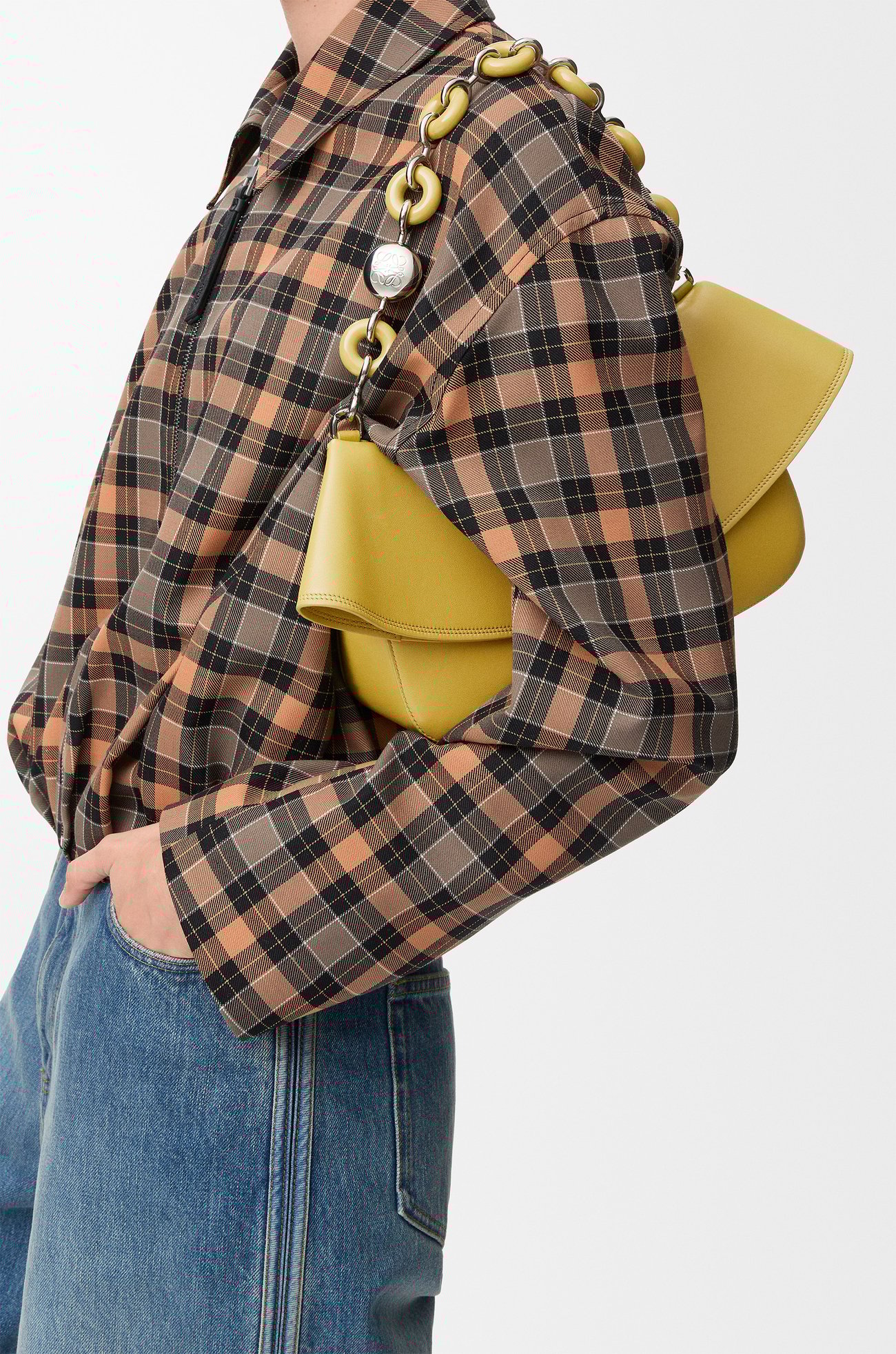 LOEWE Medium Ola bag in smooth calfskin Ginger
