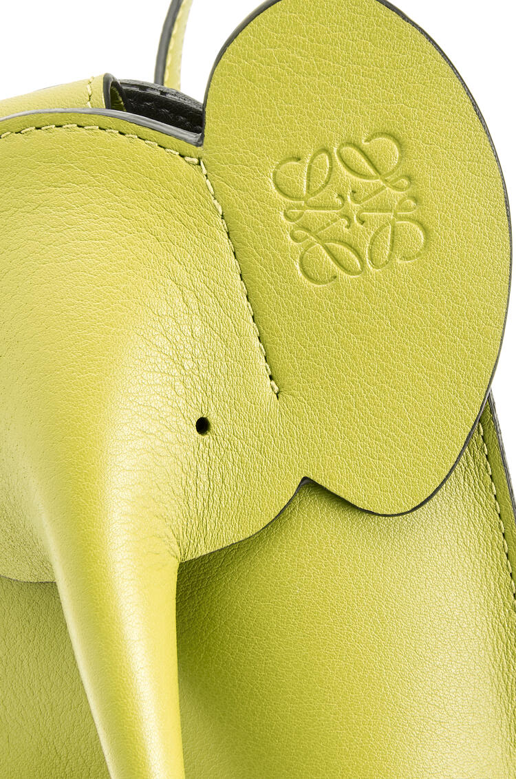 LOEWE Elephant Pocket in classic calfskin Lime Yellow