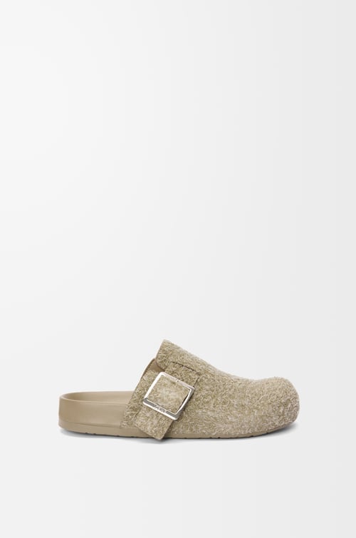 LOEWE イーズ バックル ミュール（ブラッシュドスエード） カーキグリーン
