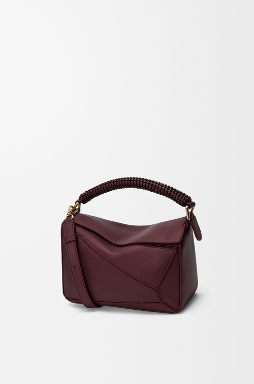 LOEWE Bolso Puzzle pequeño en piel de ternera lisa y piel napa de cordero Burdeos Oscuro