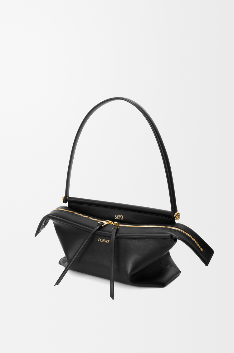LOEWE Borsa Whisker piccola in pelle di vitello smaltata Nero