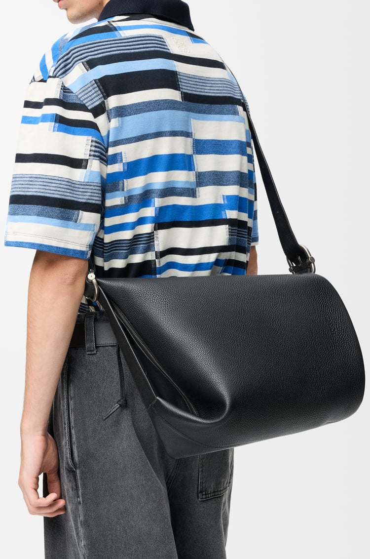 LOEWE Loop bucket in supple grained calfskin Black