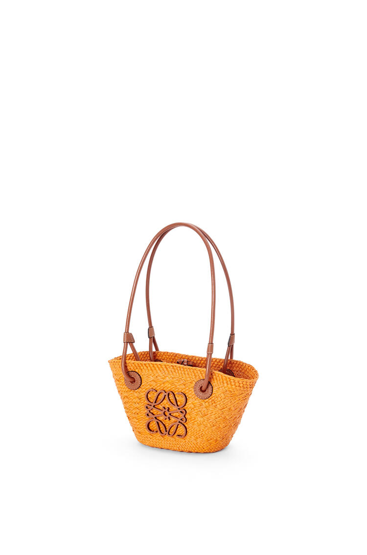 LOEWE Mini Anagram Basket bag in iraca palm and calfskin Orange/Tan pdp_rd