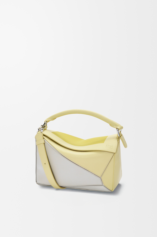 LOEWE Kleine Puzzle Tasche aus Nappa-Kalbsleder Blassgrau/Heller Citrin