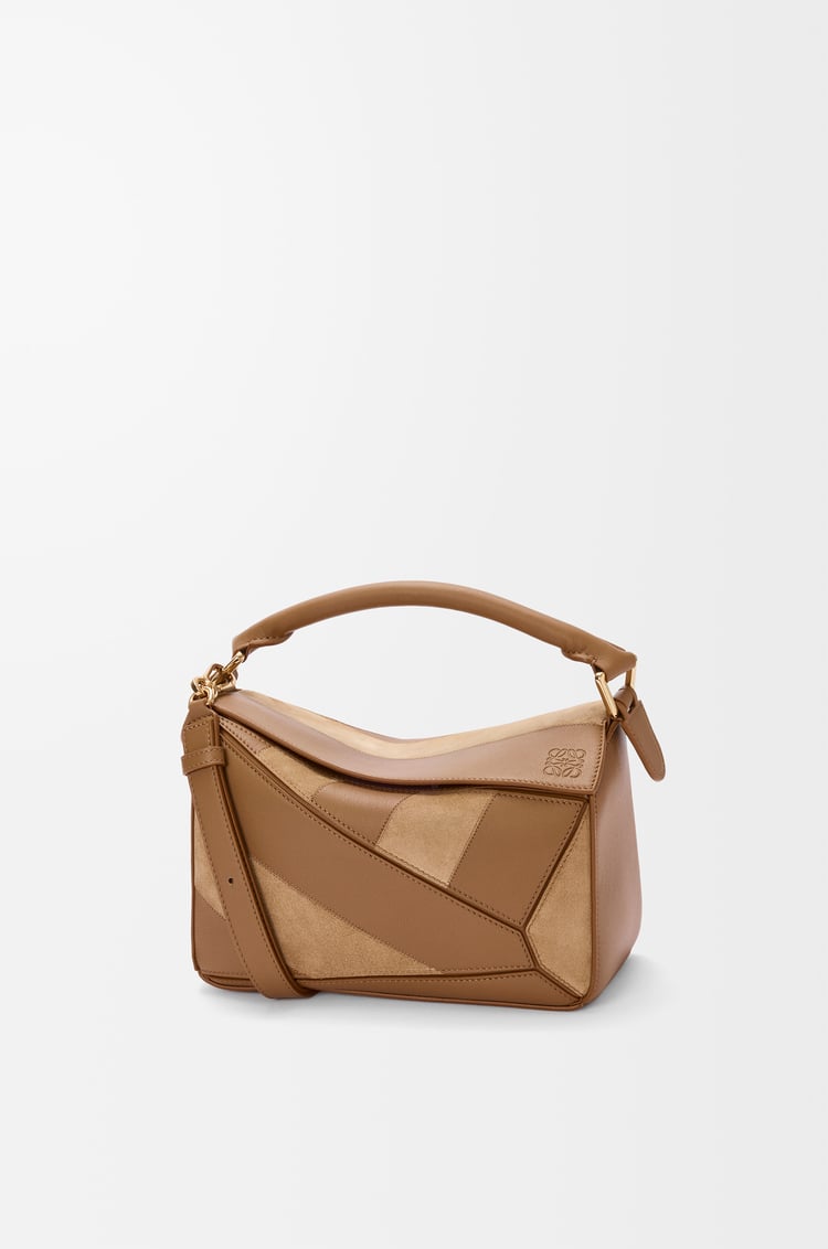 LOEWE Bolso Puzzle pequeño en piel de ternera y ante Roble