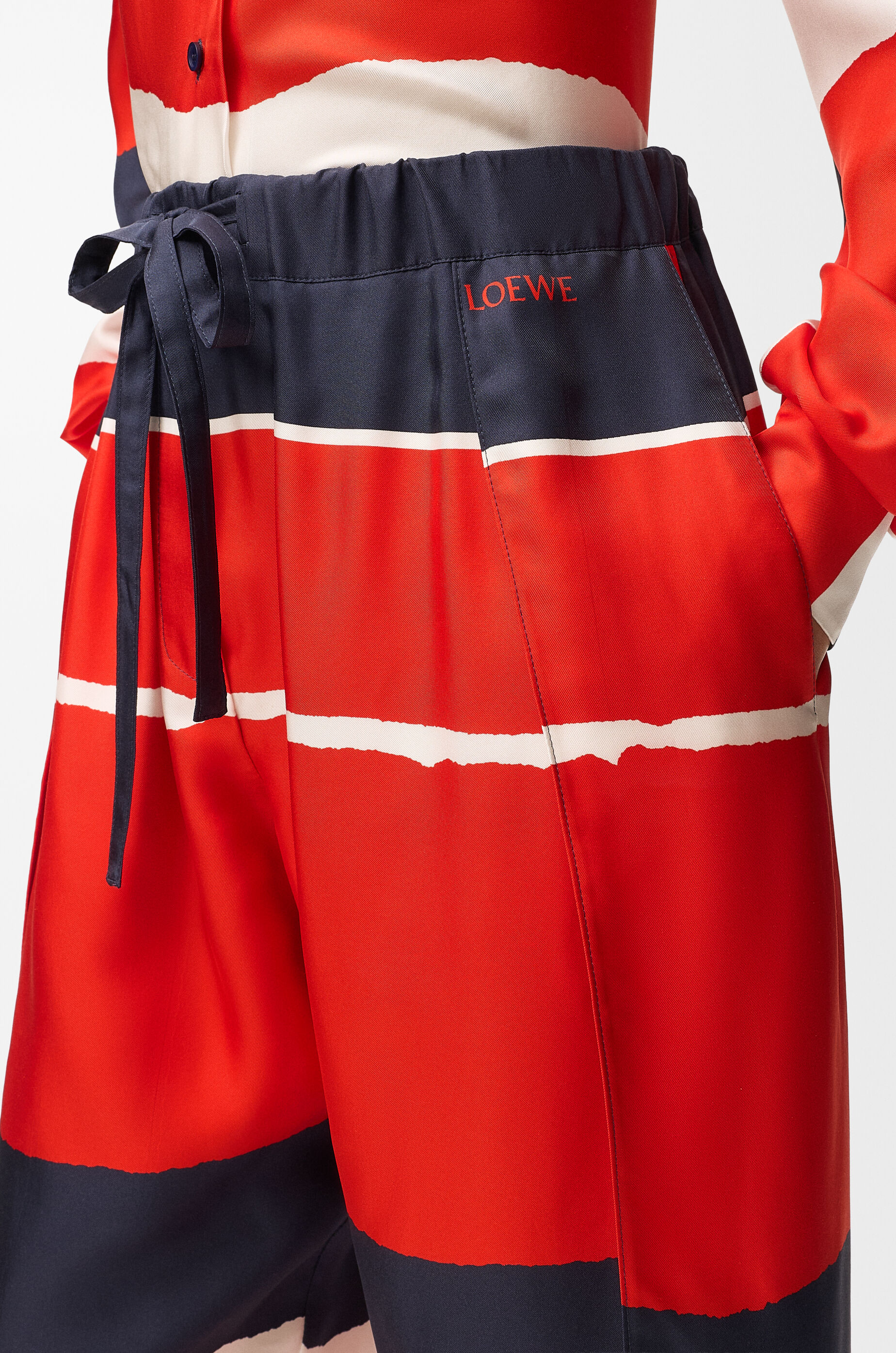 Pyjama trousers in silk Red - LOEWE USA Official Website