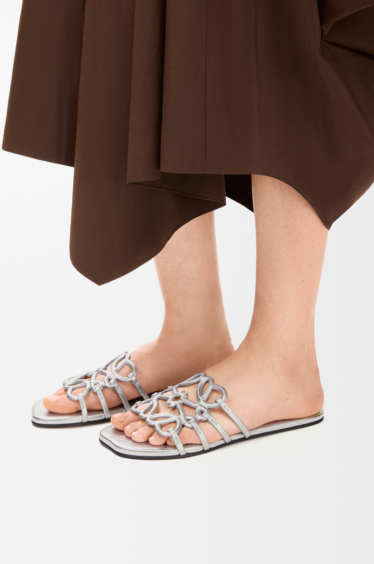 LOEWE Petal Anagram slide in laminated lambskin Silver
