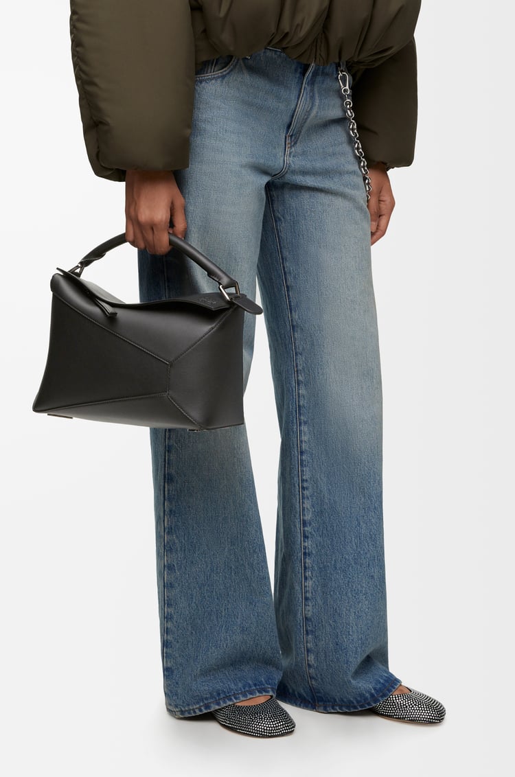 LOEWE Medium Puzzle Edge bag in classic calfskin Black