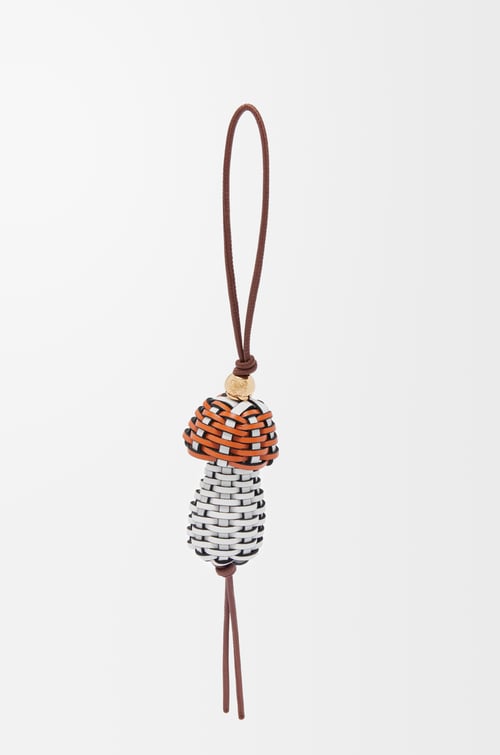 LOEWE Mushroom charm in classic calfskin Maple/Soft White