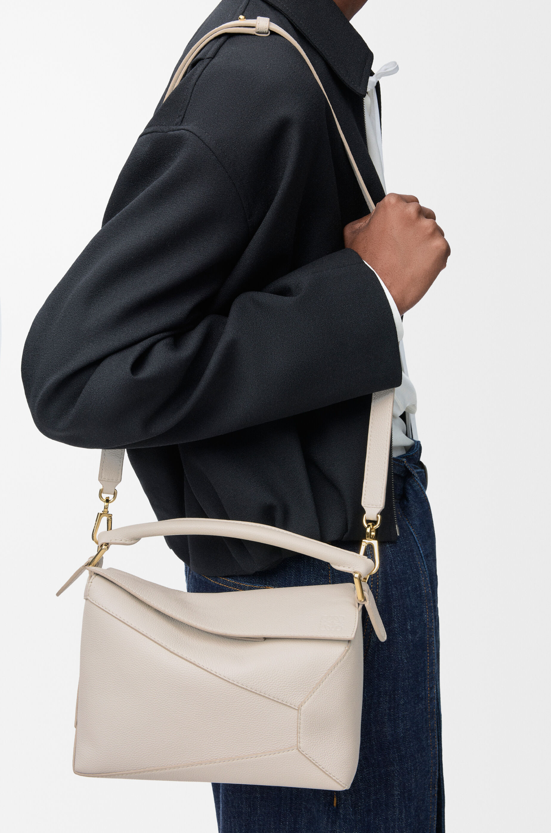 ロエベ LOEWE パズルエッジ スモール ハンドバッグ バッグ レザー レディース グレー系 A510P60XAW1769 【新品】 パズルエッジ バッグ スモール（ソフトグレインカーフ） グレー - LOEWE