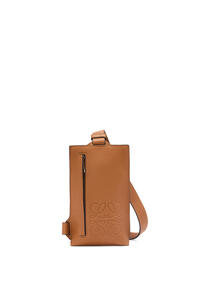 LOEWE Vertical T Pocket in grained calfskin Tan