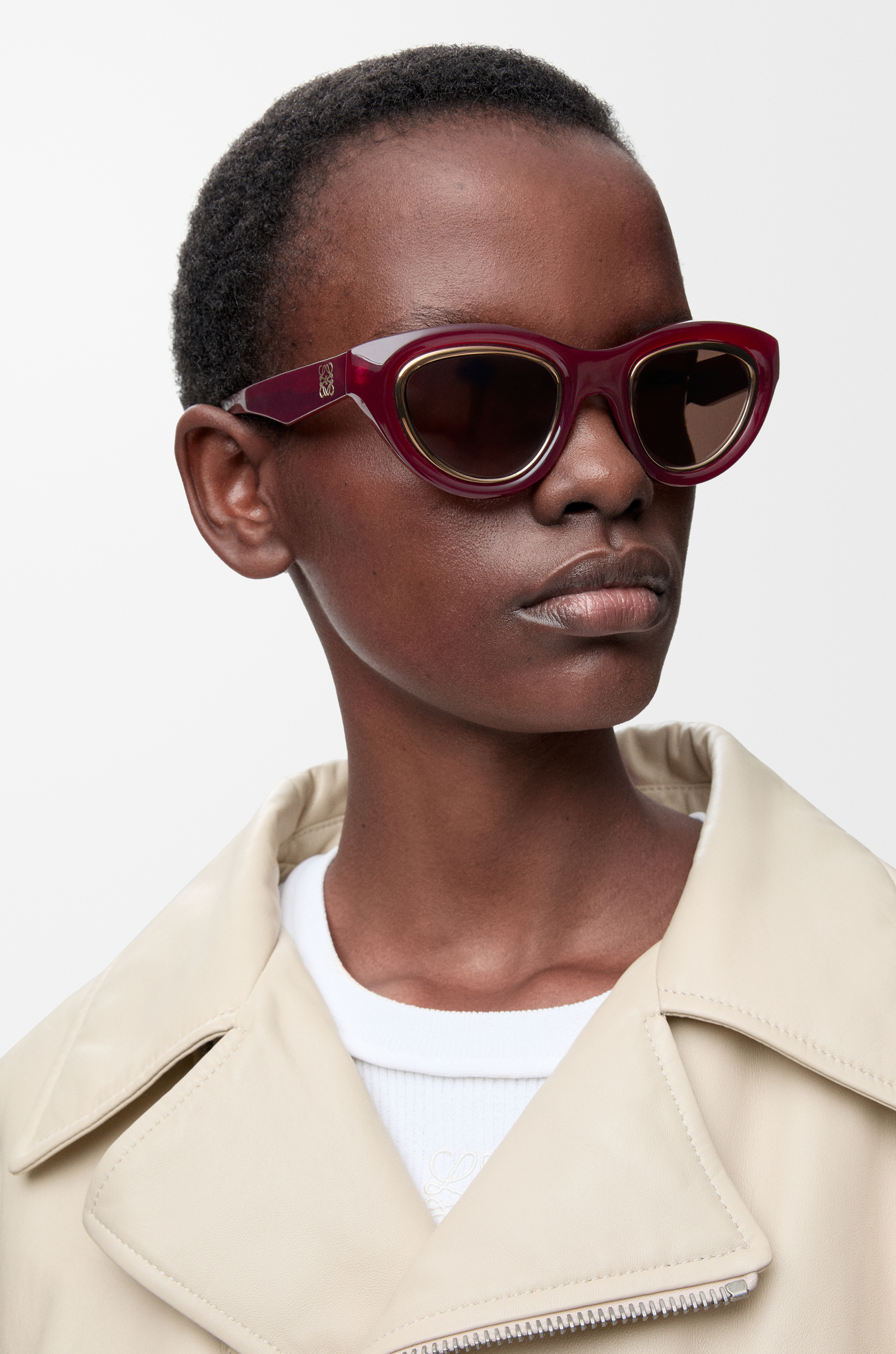 LOEWE Mini Anagram Cateye sunglasses Milky Burgundy