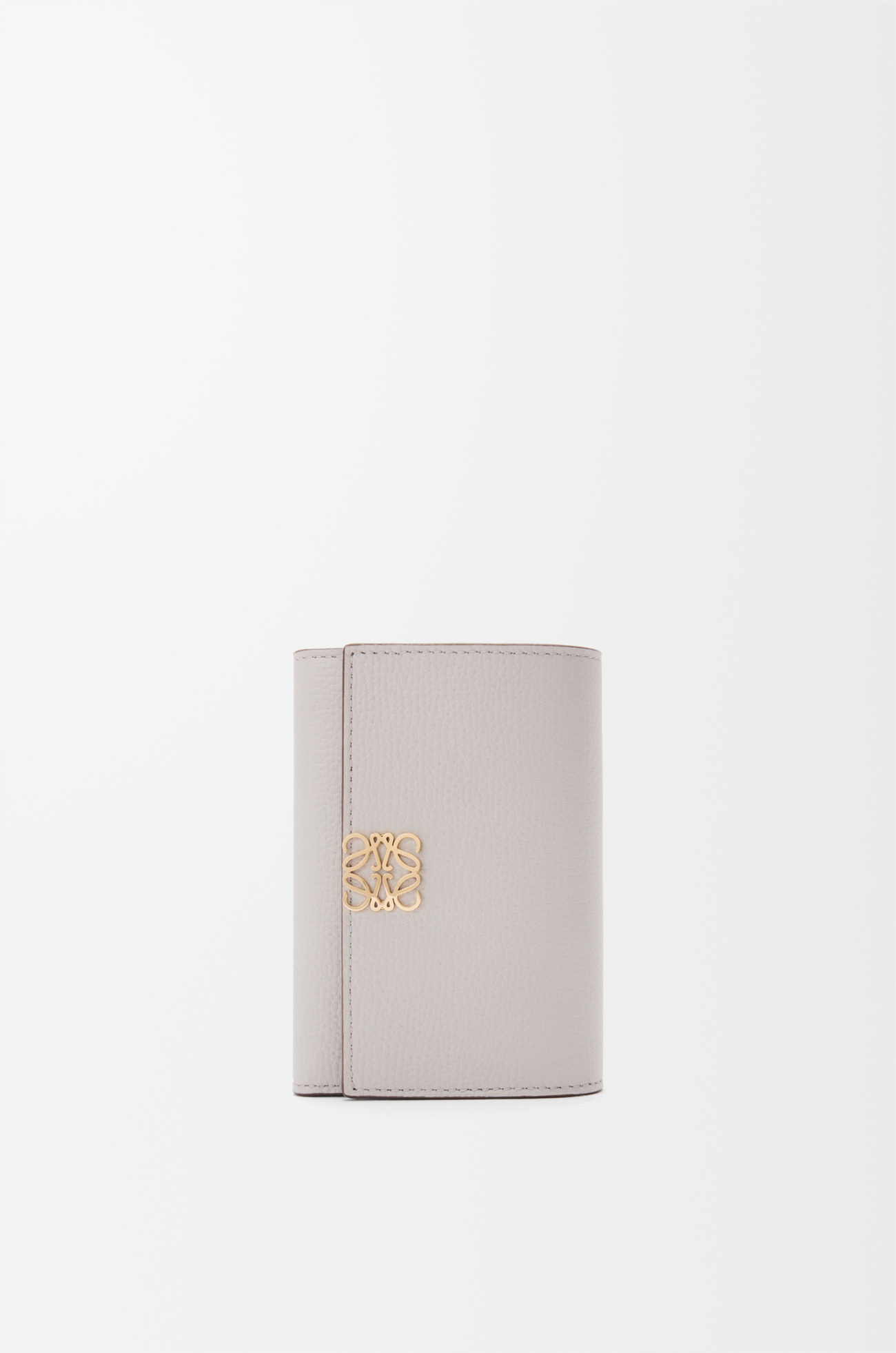 LOEWE アナグラム バーティカル ウォレット スモール（ペブルグレインカーフ） ライトゴースト