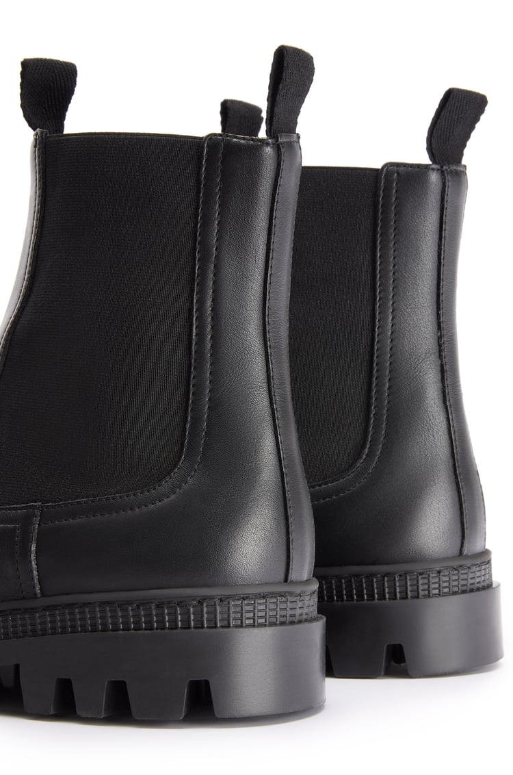 LOEWE Chelsea boot in calfskin Black