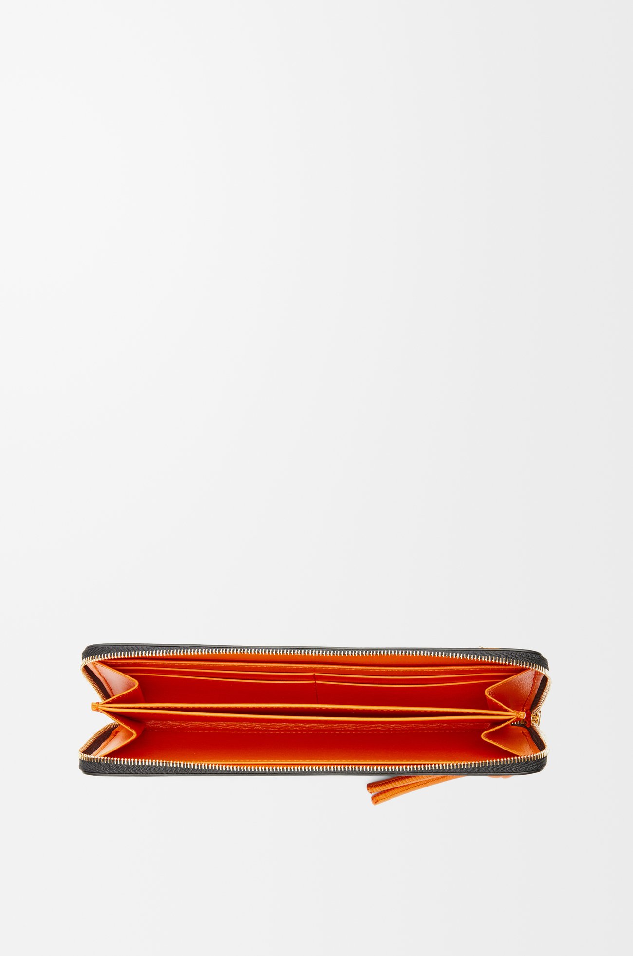 LOEWE Knot zip around wallet in shiny nappa calfskin Black/Bright Orange plp_rd
