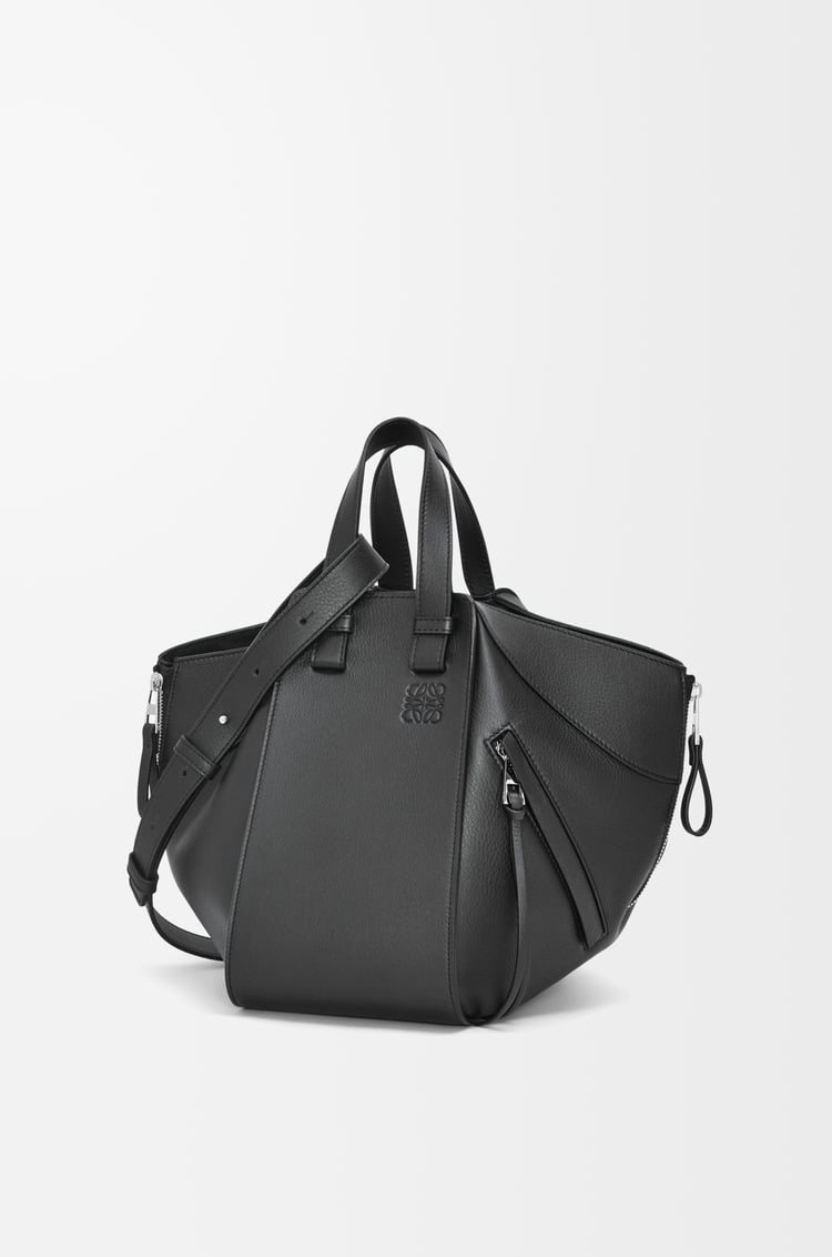 LOEWE Small Hammock bag in classic calfskin Black