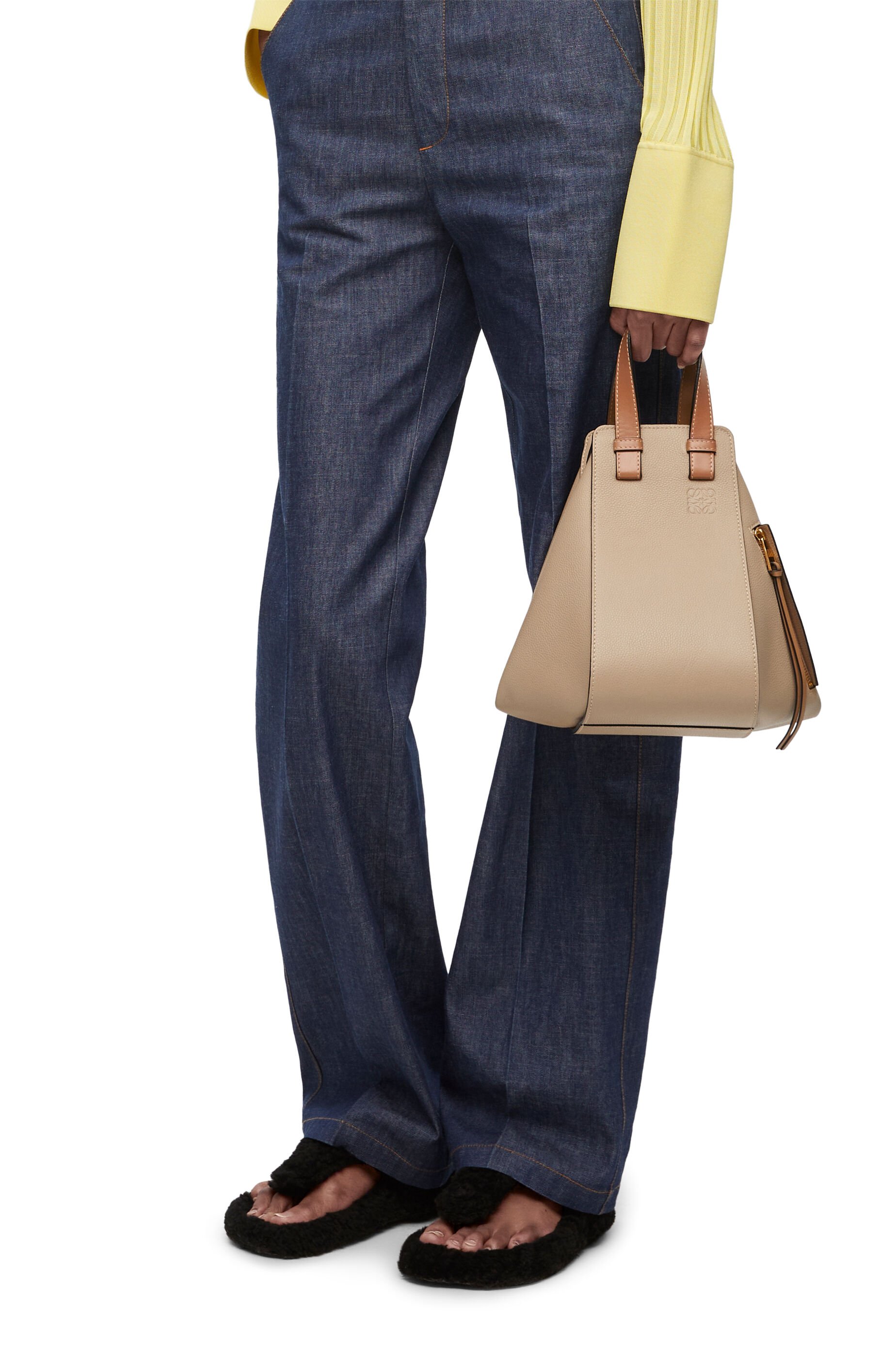 高級ハンモックバッグ｜コレクション｜ロエベ - LOEWE