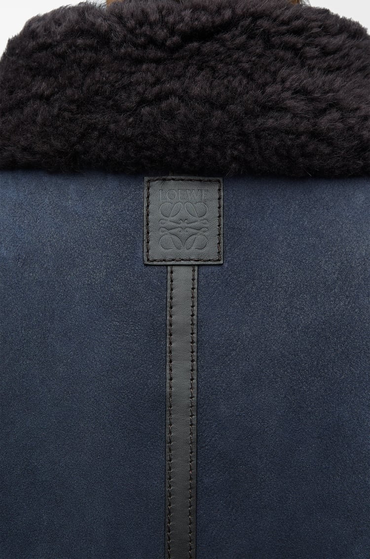 LOEWE 剪羊毛飞行员夹克 棕色/海军蓝