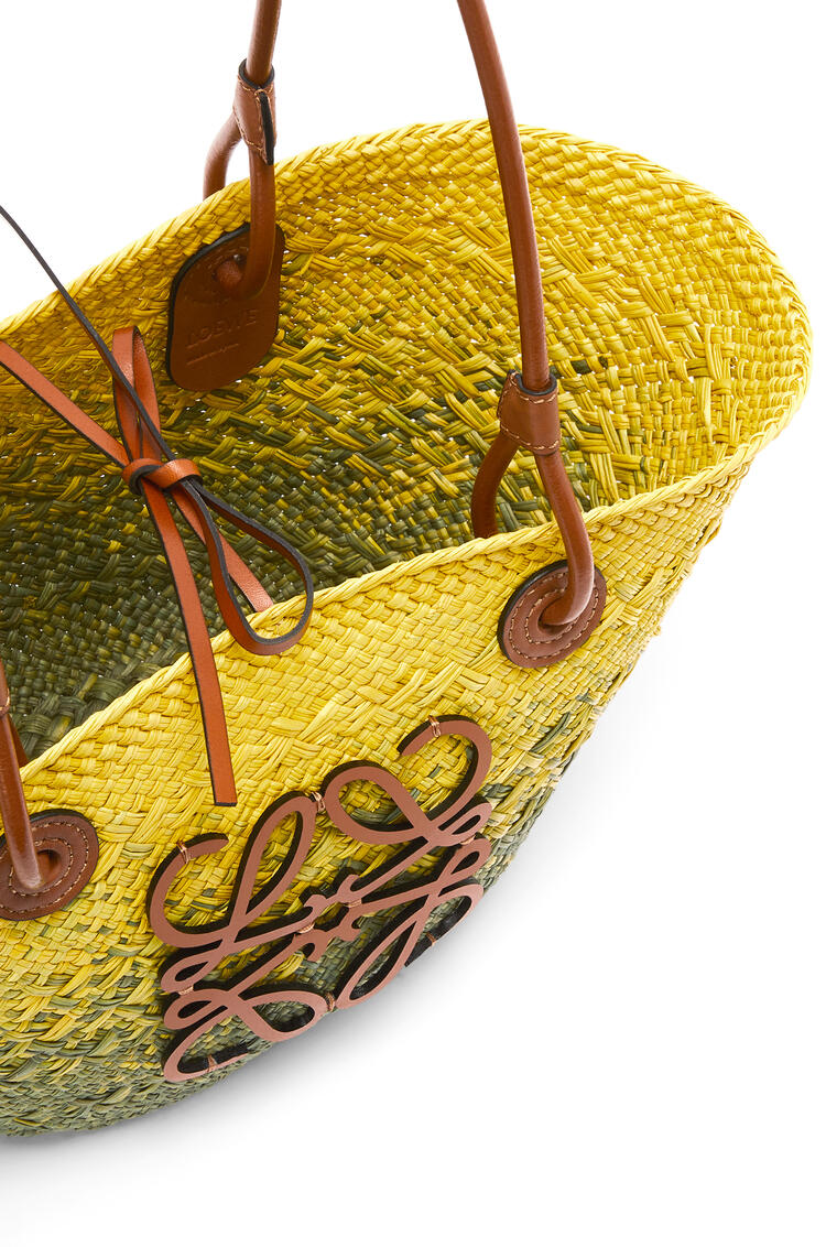 LOEWE Small Anagram Basket bag in iraca palm and calfskin Khaki Green/Yellow