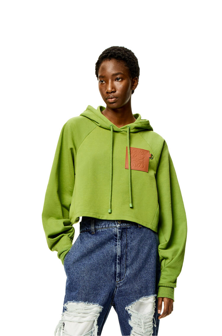 LOEWE Sudadera cropped en algodón con capucha y anagrama Verde Bean